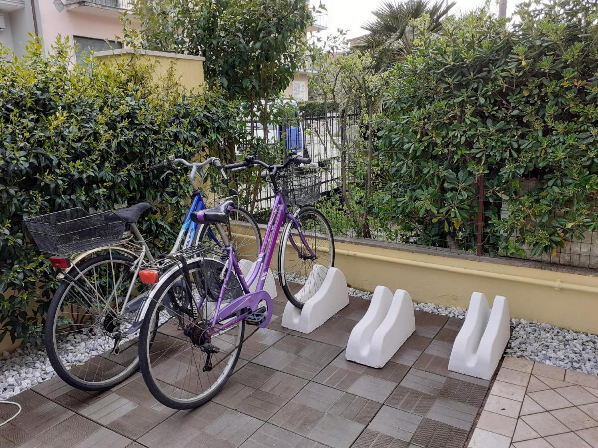 Minzoni94 - Twobedroom+Garden Lido di Camaiore Eksteriør bilde